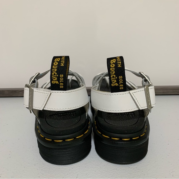 The Dr. Martens Women's Avry Hydro Toe Loop Platform Sandals-Size 6 NWOT - Picture 2 of 10